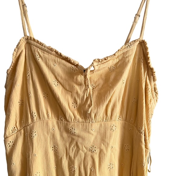 ⭐️Pretty Mustard Yellow O’Neill Dress - Picture 4 of 4